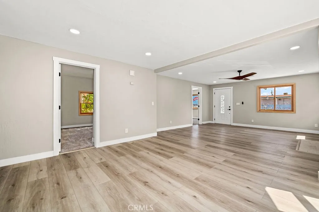 1519 W 22nd Place, Los Angeles, California 90007 home-pic-17